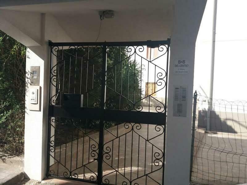 Il Centro Short Lets Hotel Valguarnera Caropepe Exterior photo